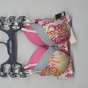 STEVE MADDEN T-SHIRT BRA.